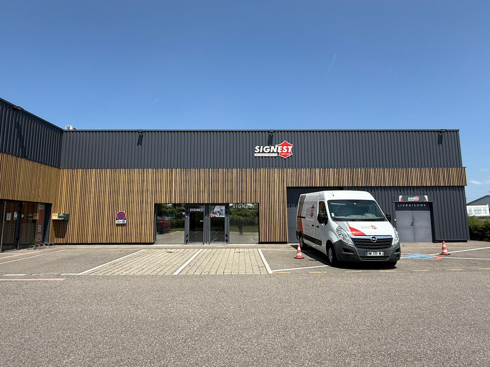 Façade de l'entreprise Signest